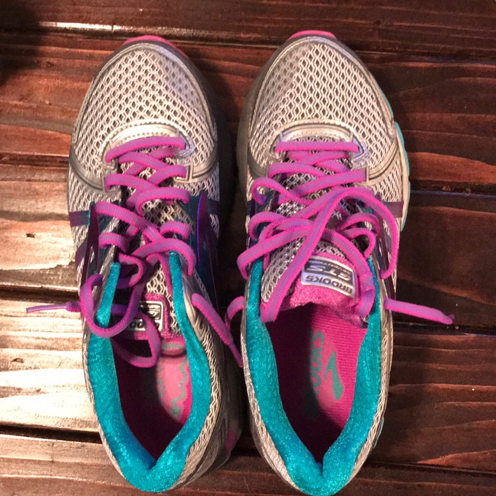 Brooks GTS Seventeen